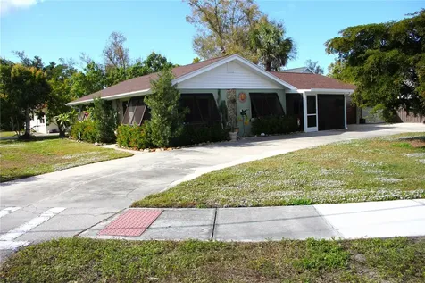 624 Showalter Avenue Punta Gorda FL 33950