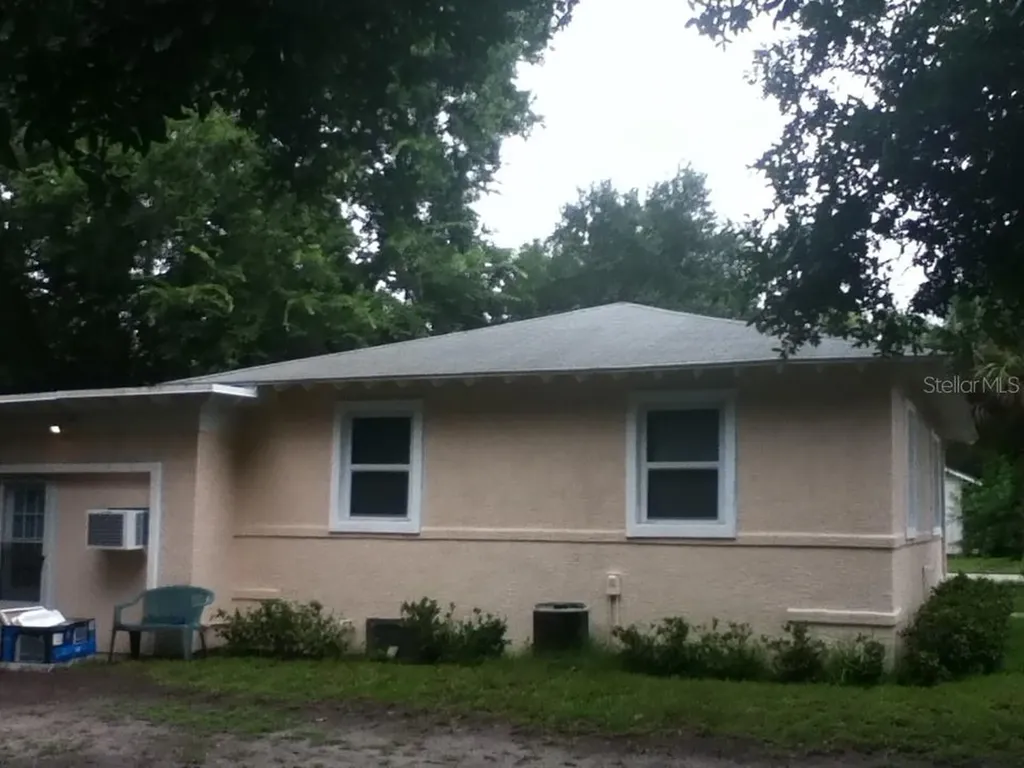 486 Oak Street New Smyrna Beach FL 32168