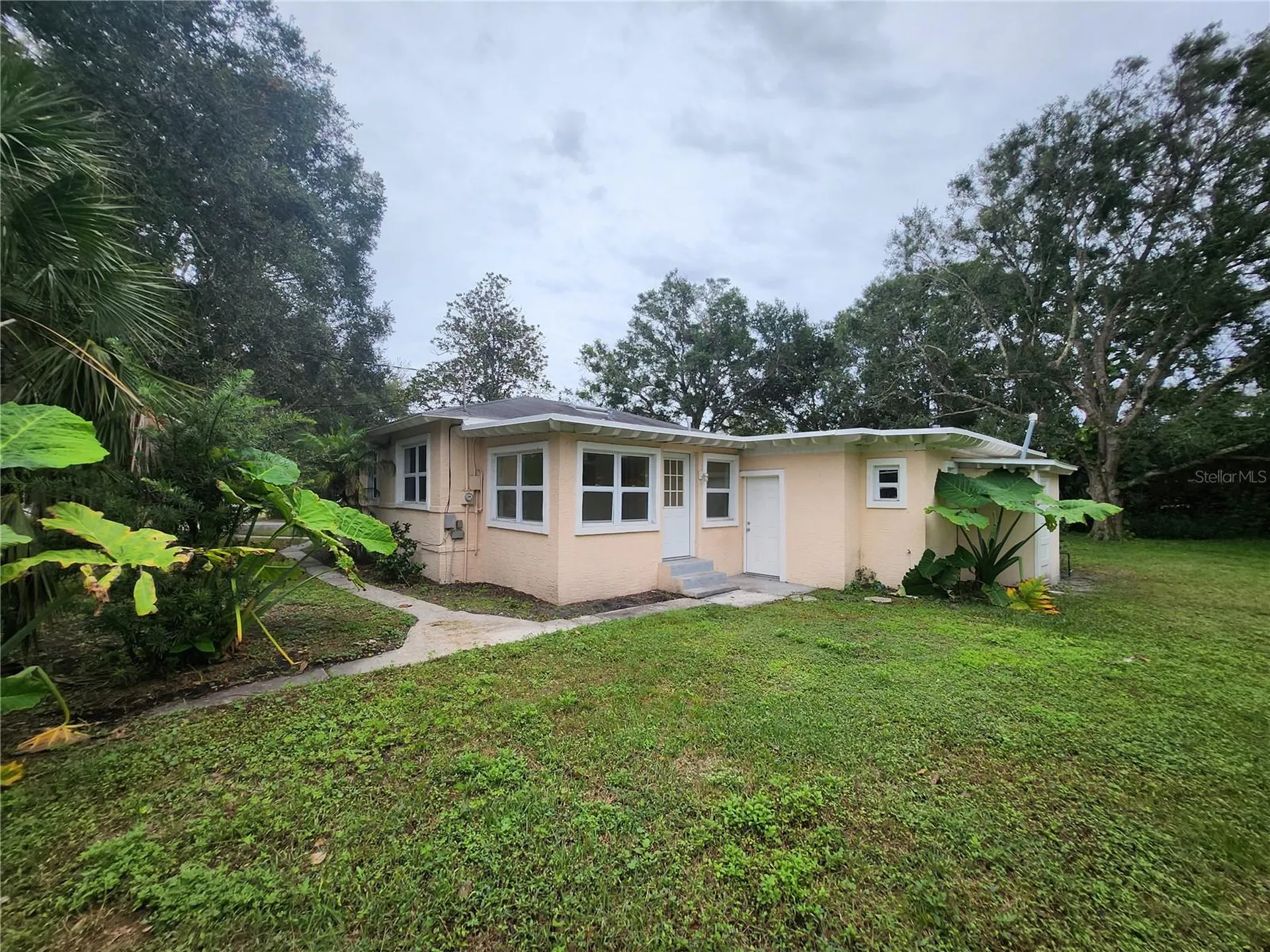 486 Oak Street New Smyrna Beach FL 32168