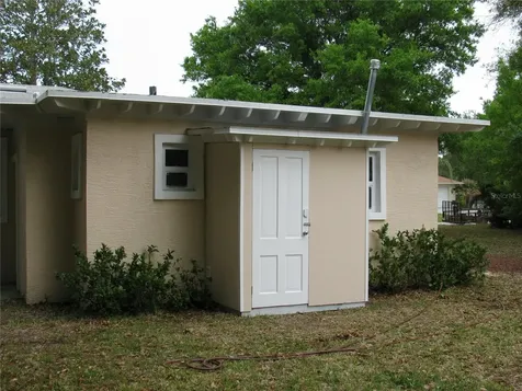 486 Oak Street New Smyrna Beach FL 32168