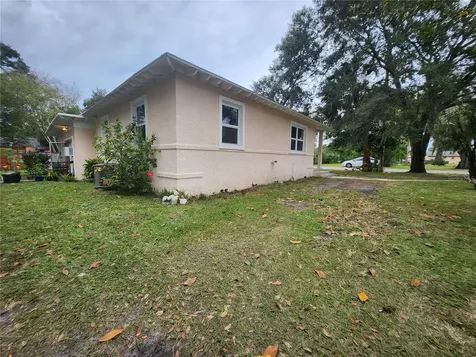486 Oak Street New Smyrna Beach FL 32168
