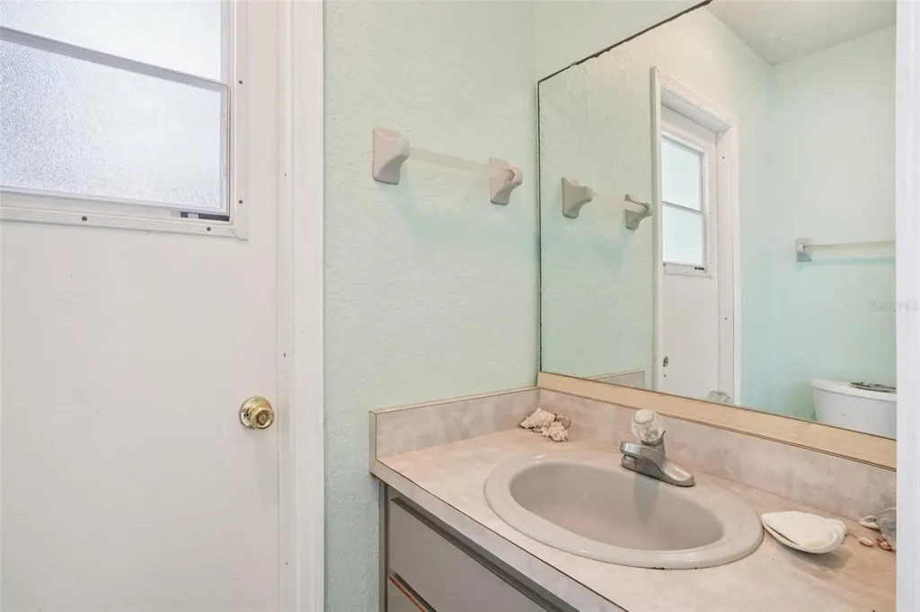 18628 SE 53rd Place Ocklawaha FL 32179