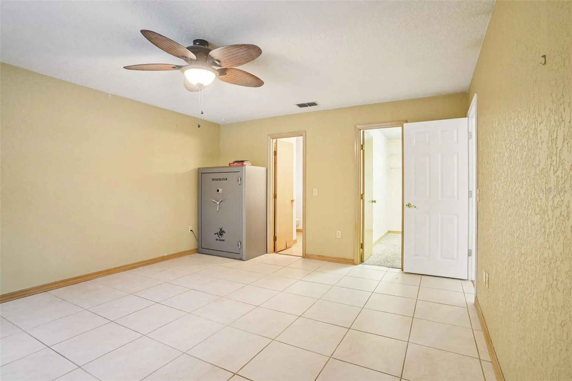 18628 SE 53rd Place Ocklawaha FL 32179
