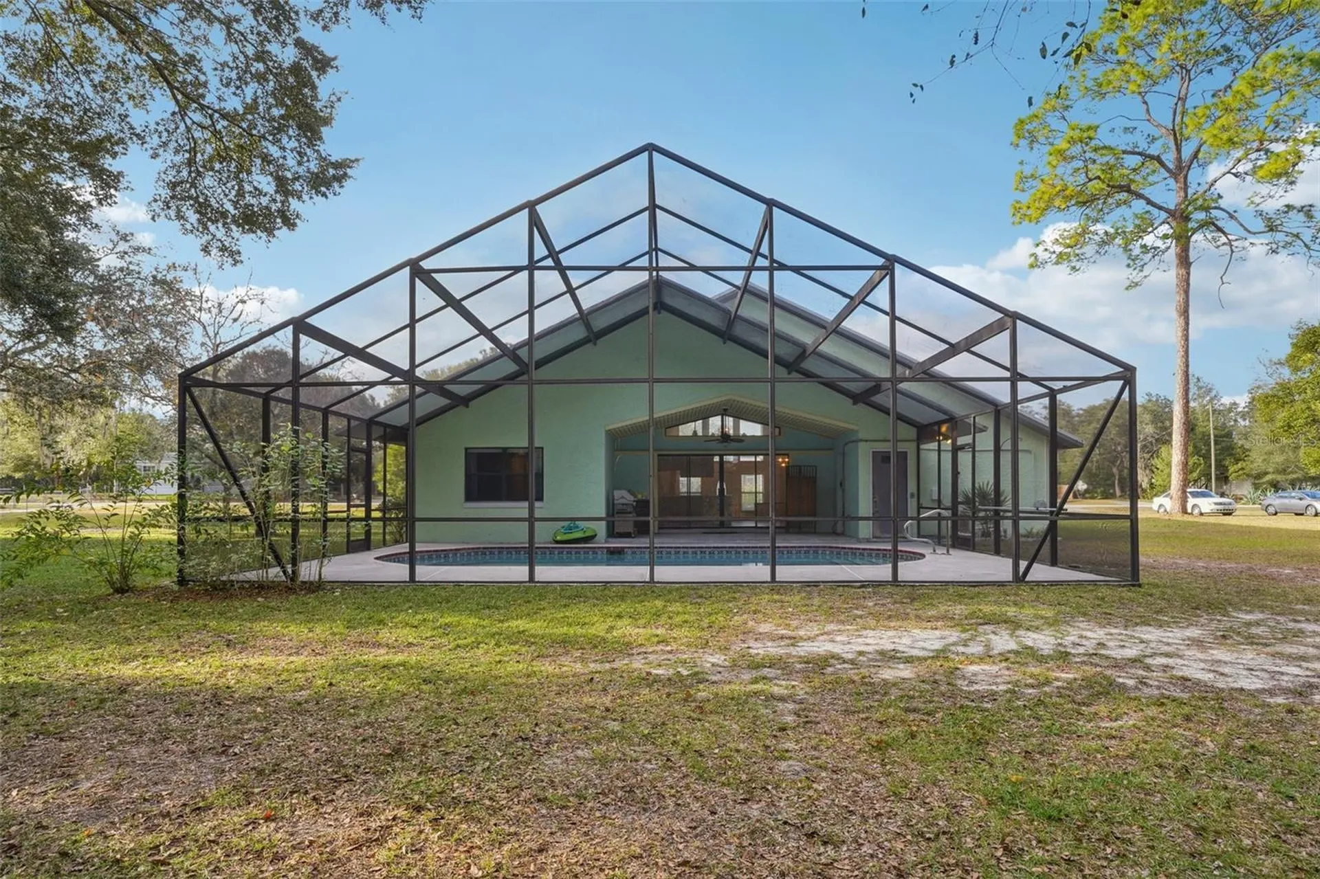 18628 SE 53rd Place Ocklawaha FL 32179