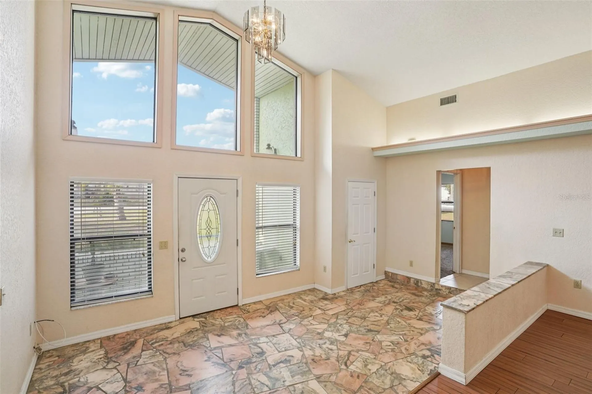 18628 SE 53rd Place Ocklawaha FL 32179