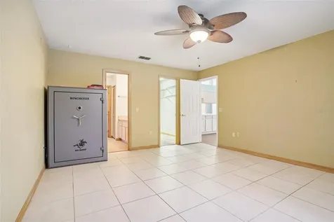 18628 SE 53rd Place Ocklawaha FL 32179