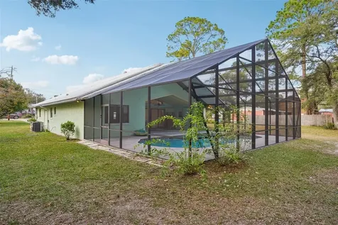 18628 SE 53rd Place Ocklawaha FL 32179