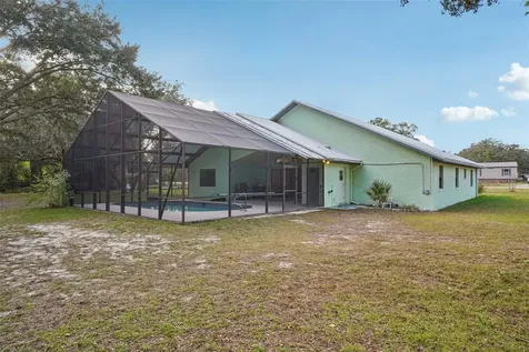 18628 SE 53rd Place Ocklawaha FL 32179