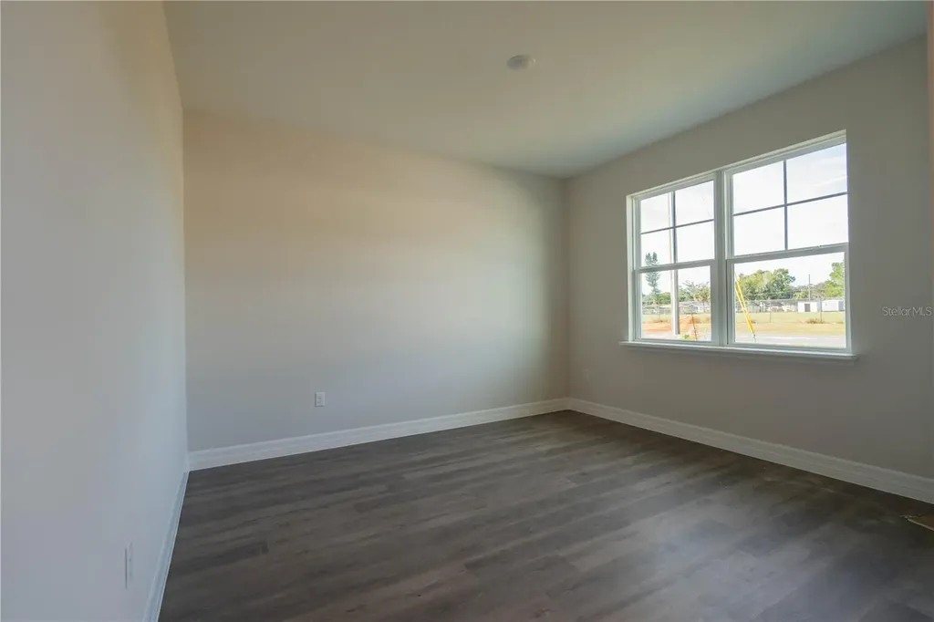 834 N Joanna Avenue Tavares FL 32778