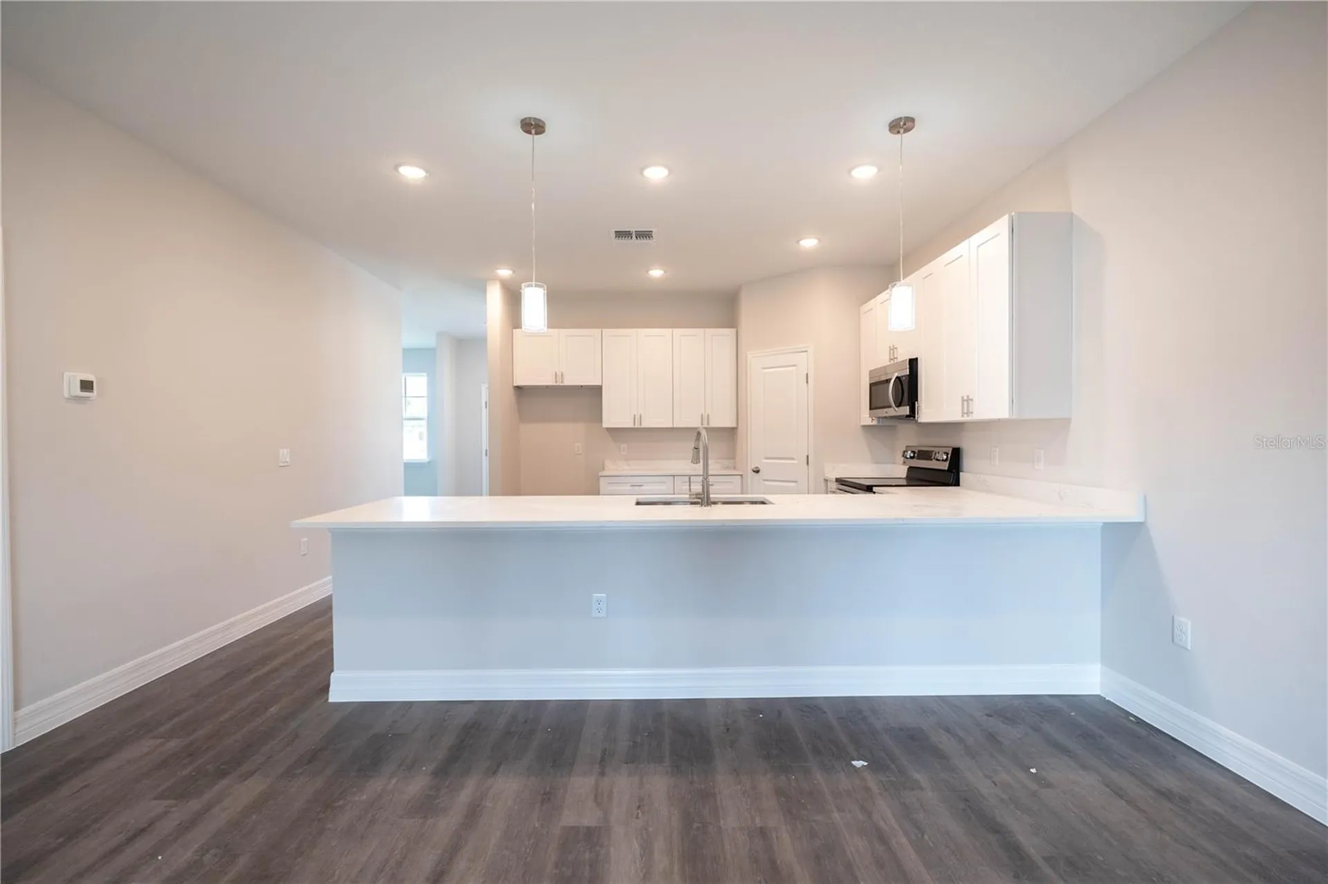 834 N Joanna Avenue Tavares FL 32778