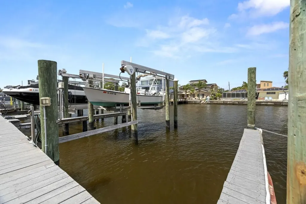 621 Duchess Boulevard Dunedin FL 34698