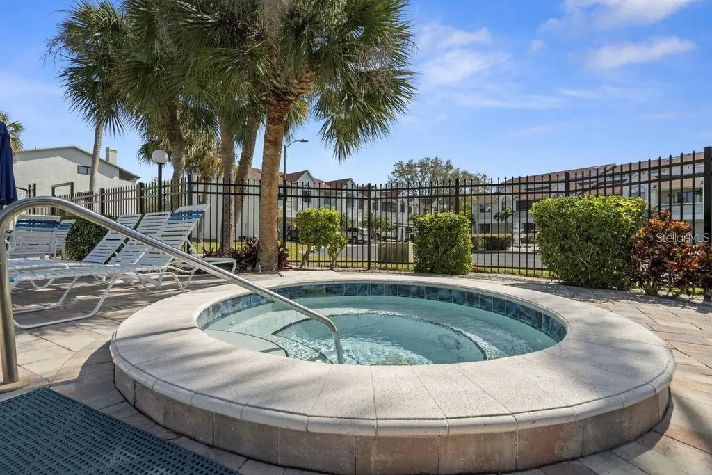 621 Duchess Boulevard Dunedin FL 34698