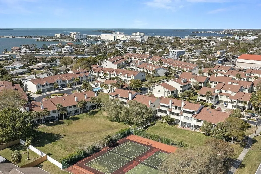 621 Duchess Boulevard Dunedin FL 34698