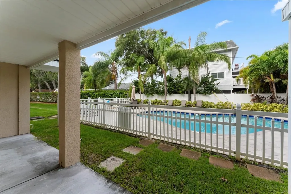 512 1st Street Indian Rocks Beach FL 33785