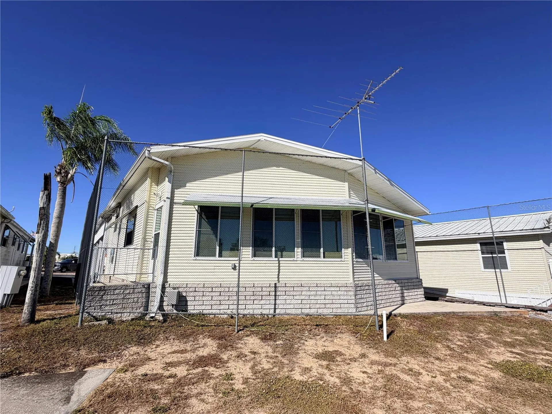 912 St George Drive Davenport FL 33837