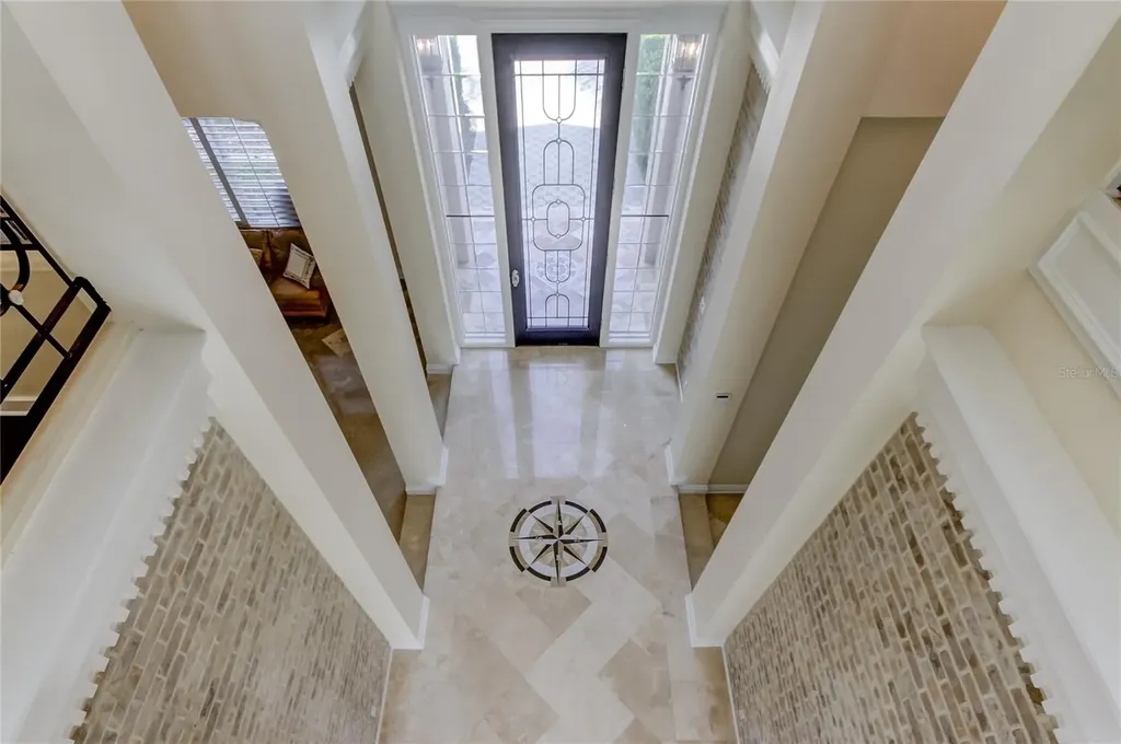 18605 Avenue Monaco Lutz FL 33558