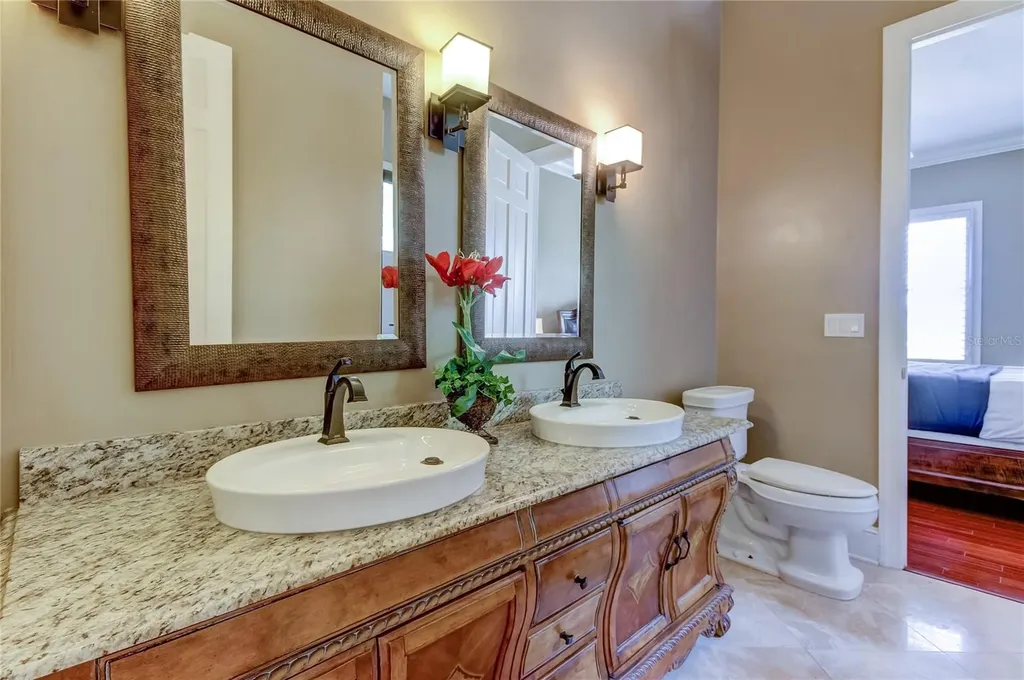 18605 Avenue Monaco Lutz FL 33558