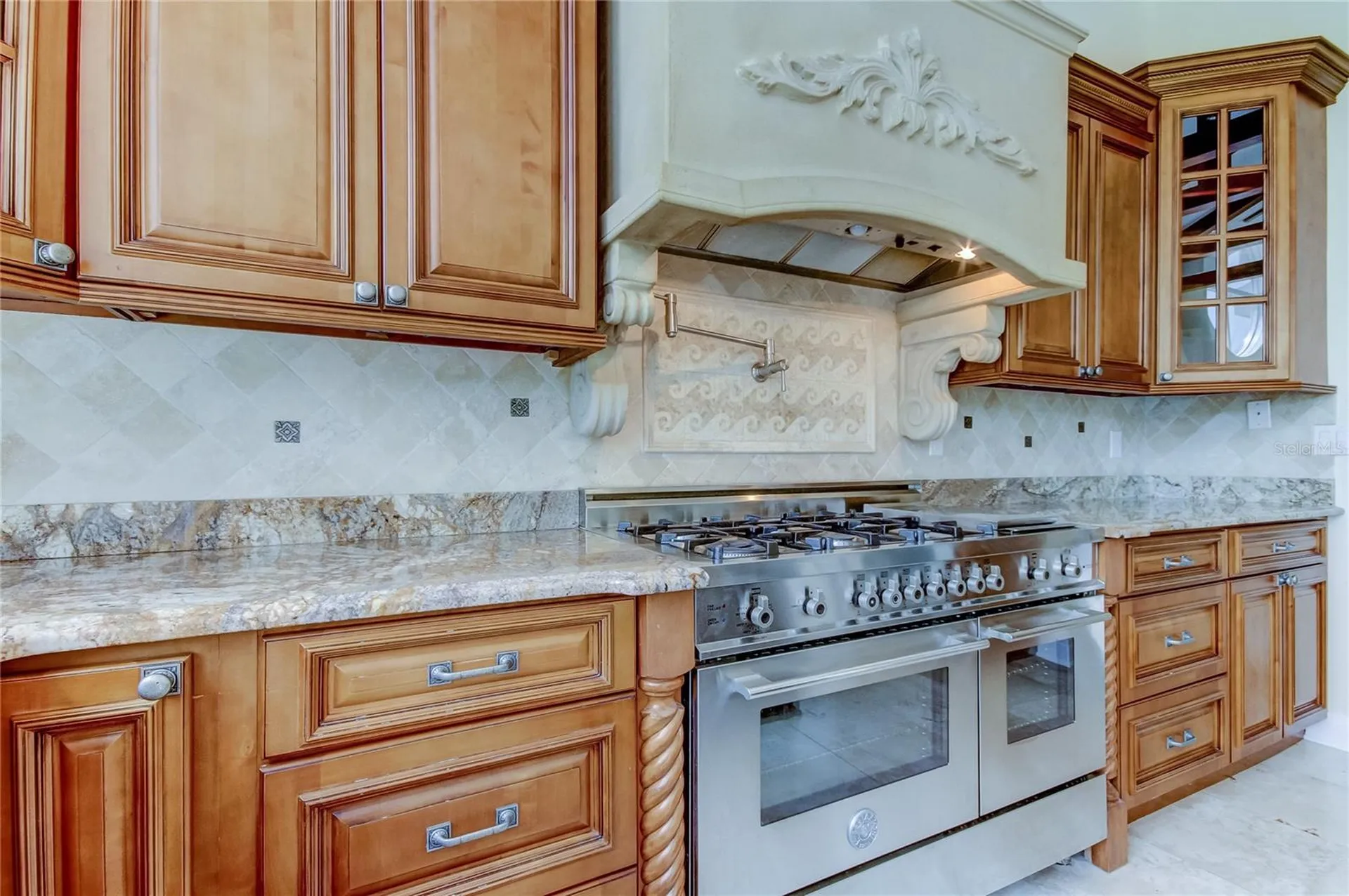 18605 Avenue Monaco Lutz FL 33558
