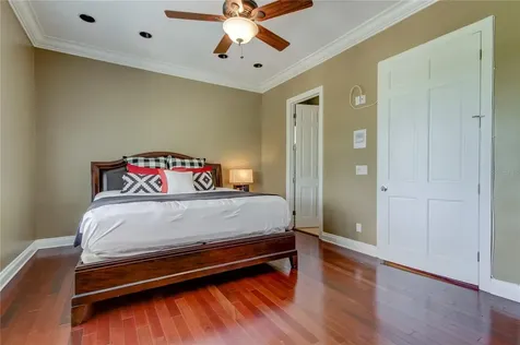 18605 Avenue Monaco Lutz FL 33558