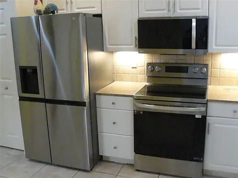 8628 Sweet Magnolia Place Seminole FL 33777