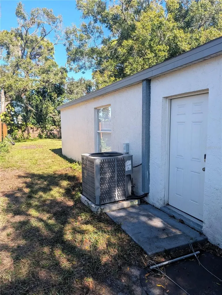 2775 25th Street Sarasota FL 34234