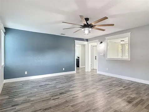 379 N Sr 415 Osteen FL 32764