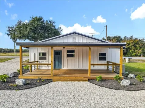 379 N Sr 415 Osteen FL 32764