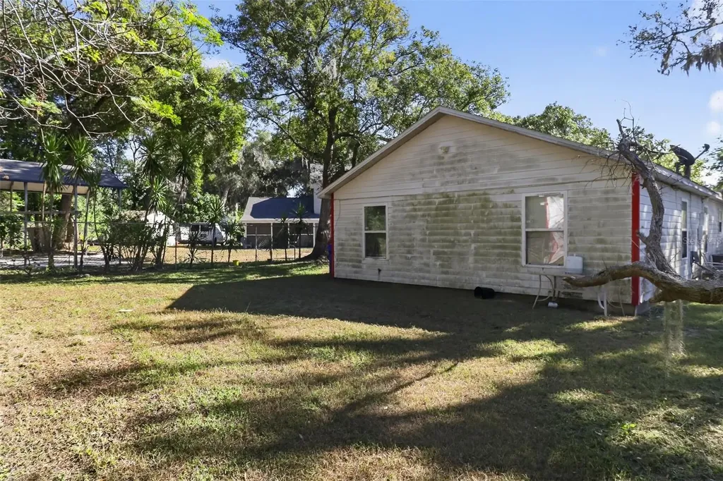 1332 7th Court Lakeland FL 33805