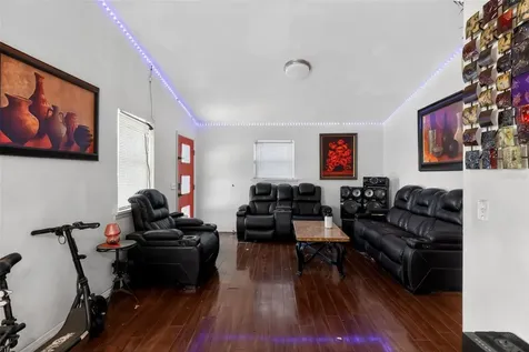 1332 7th Court Lakeland FL 33805