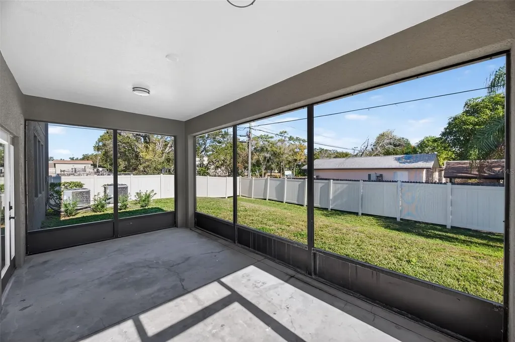 8995 70th Way N Pinellas Park FL 33782