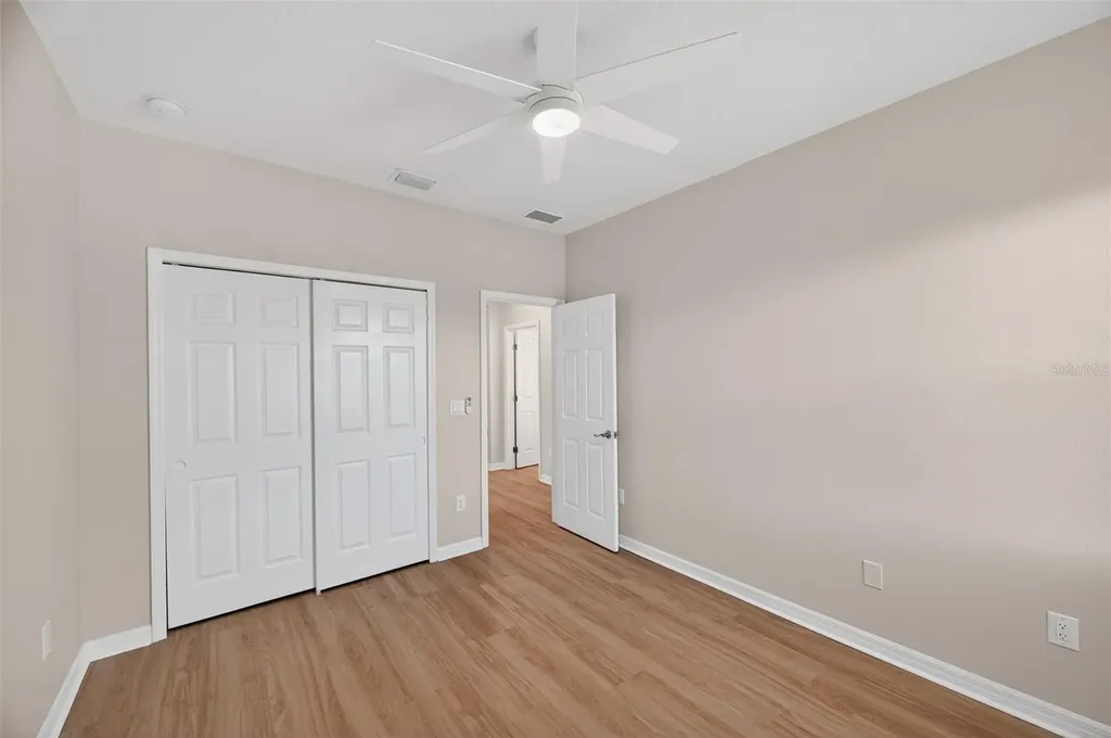 8995 70th Way N Pinellas Park FL 33782