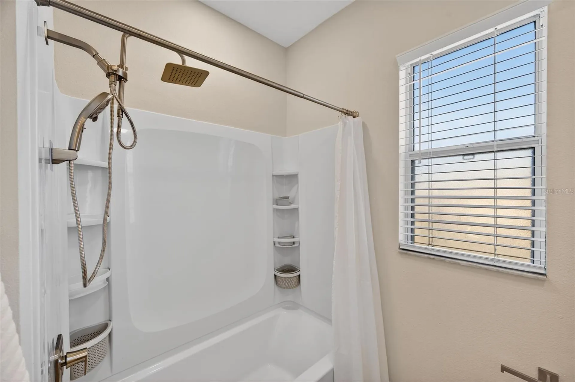 8995 70th Way N Pinellas Park FL 33782