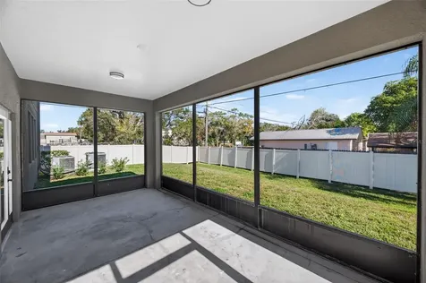 8995 70th Way N Pinellas Park FL 33782