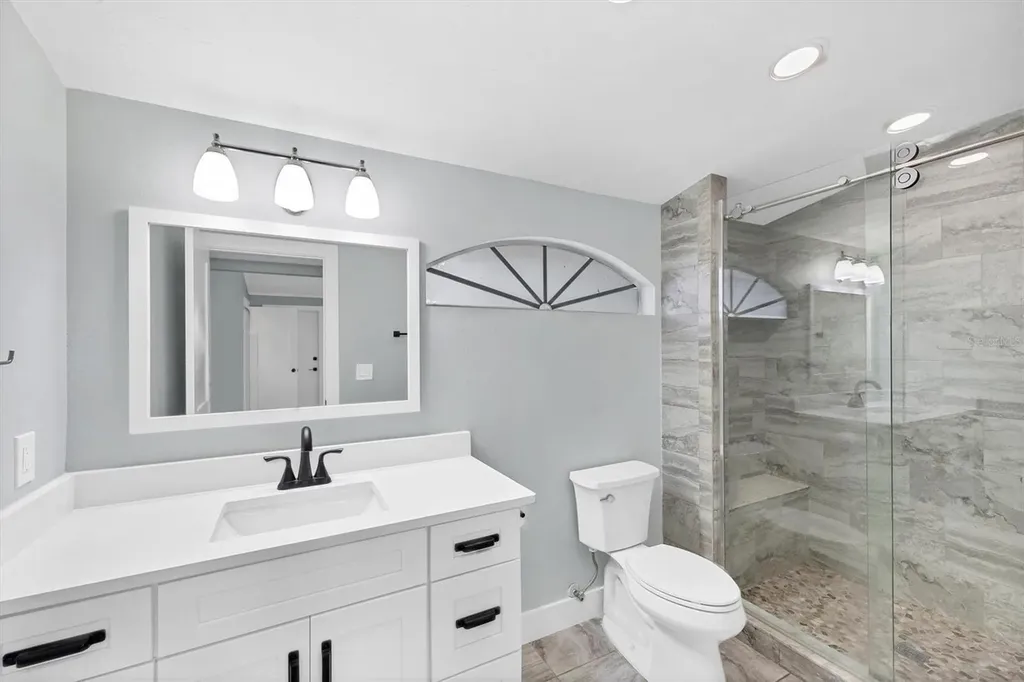 1073 Alston Lane Englewood FL 34223