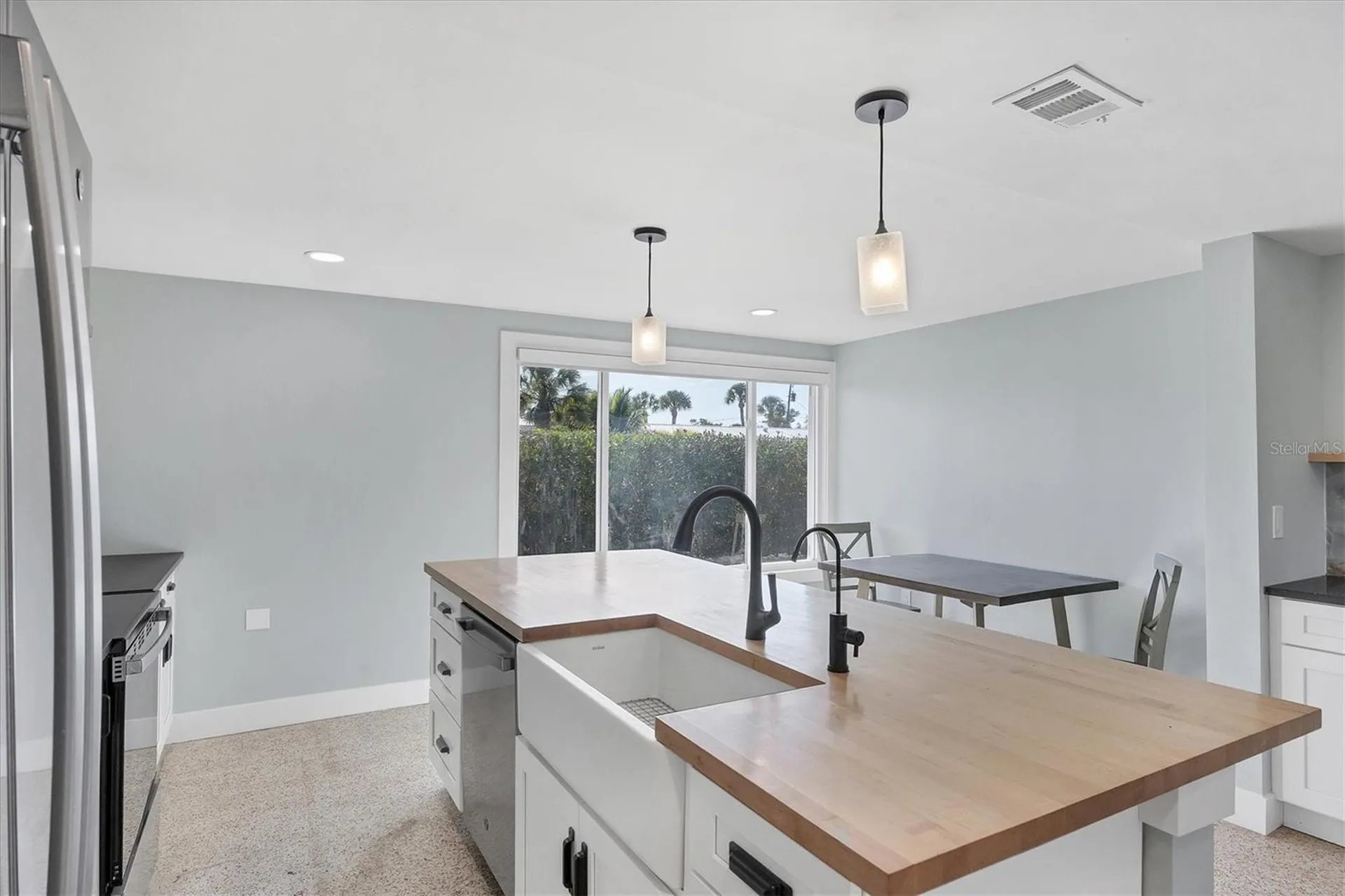 1073 Alston Lane Englewood FL 34223