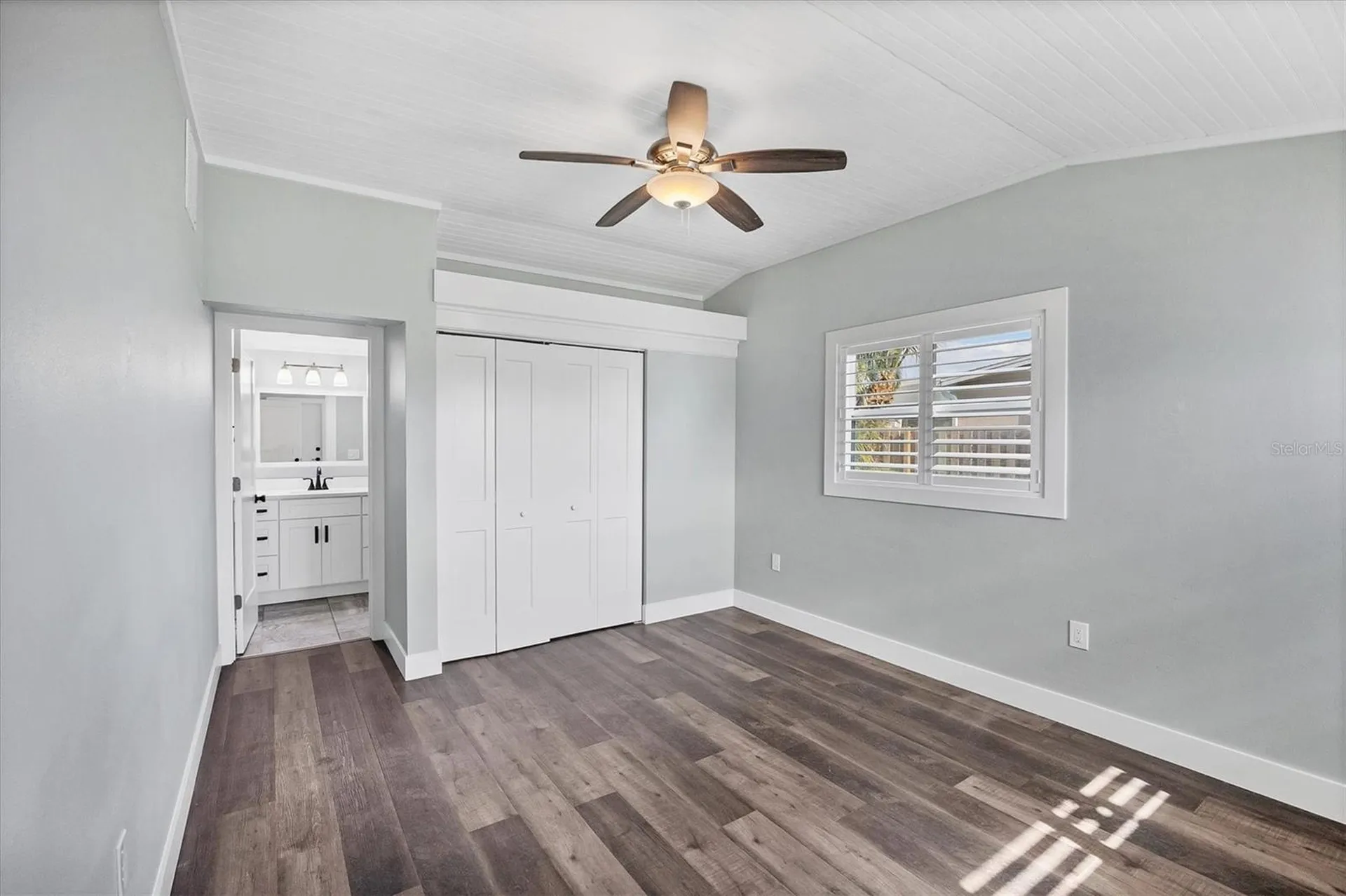 1073 Alston Lane Englewood FL 34223