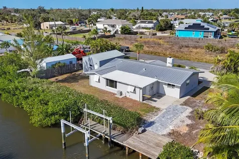 1073 Alston Lane Englewood FL 34223