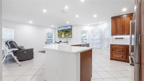 132 Chestnut Circle Royal Palm Beach FL 33411