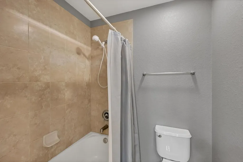 1878 Mesic Hammock Way Venice FL 34292