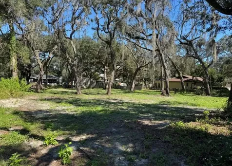 34779 Hibiscus Drive Dade City FL 33523