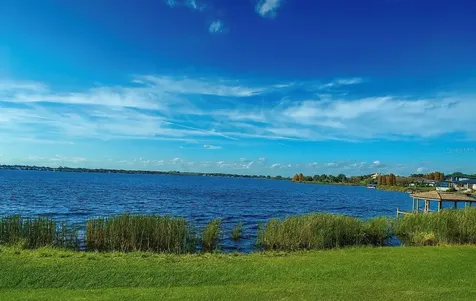 671 Waterfern Trail Drive Auburndale FL 33823