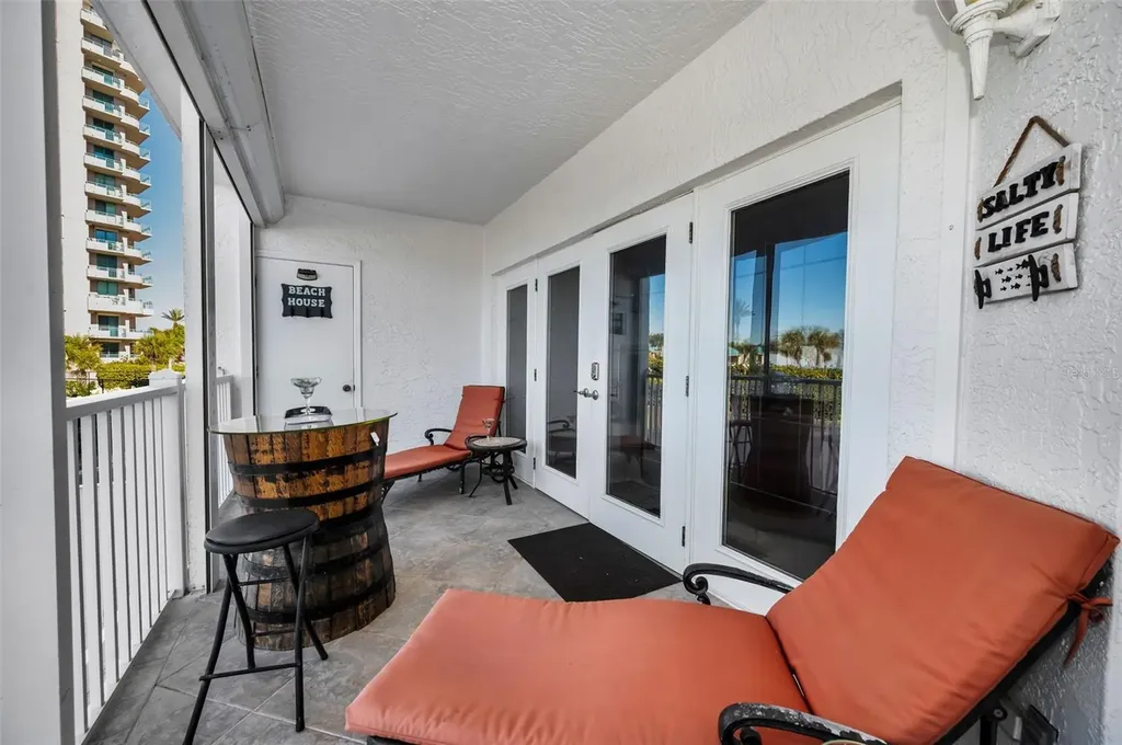 1582 Gulf Boulevard Clearwater Beach FL 33767