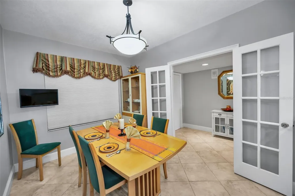 1582 Gulf Boulevard Clearwater Beach FL 33767