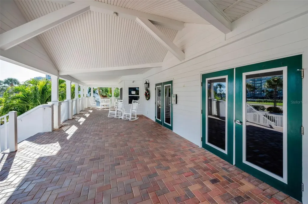 1582 Gulf Boulevard Clearwater Beach FL 33767