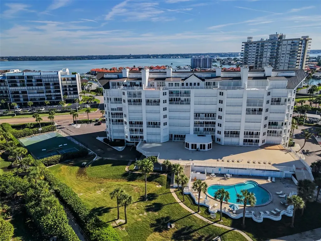 1582 Gulf Boulevard Clearwater Beach FL 33767