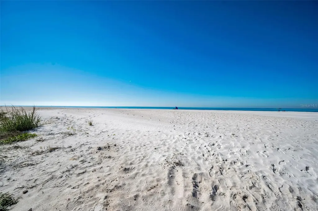 1582 Gulf Boulevard Clearwater Beach FL 33767