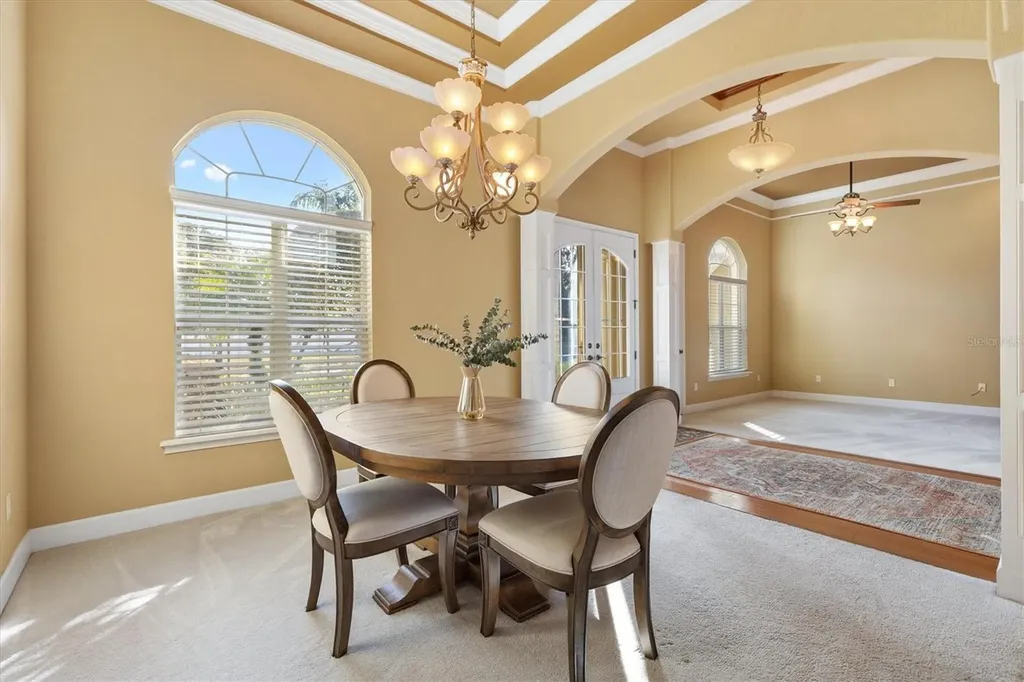 527 Dowling Circle Lady Lake FL 32159