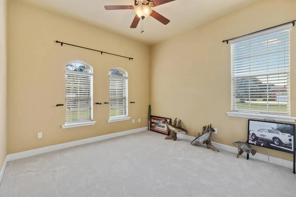 527 Dowling Circle Lady Lake FL 32159