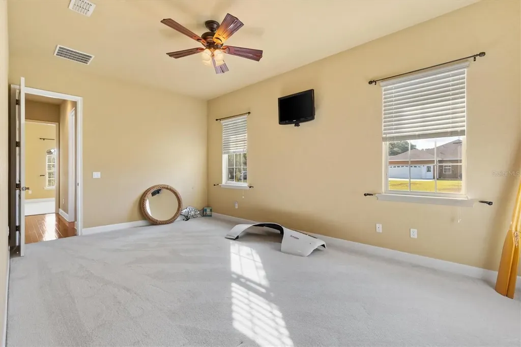 527 Dowling Circle Lady Lake FL 32159