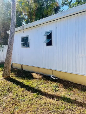 8630 42 Nd Place N St Petersburg FL 33709
